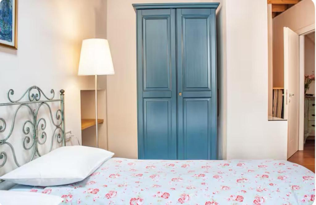 Alla Torre Del Barbarossa B&B Foresteria マンデッロ・デル・ラーリオ エクステリア 写真